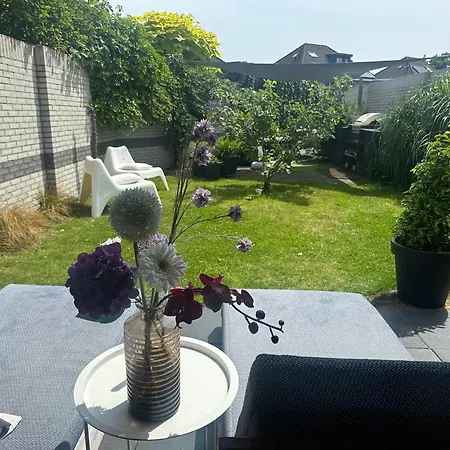 Mooi Regio Efteling Met Jacuzzi, 3 Slaapkamers En Tuin Op Z Met Bbq Holiday home Waalwijk